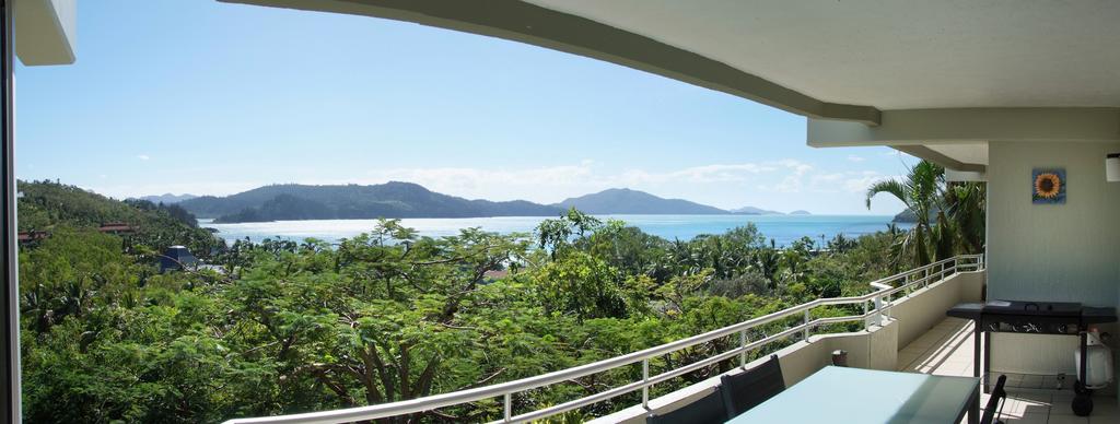 Poinciana 112 Apartment Hamilton Island Exterior photo